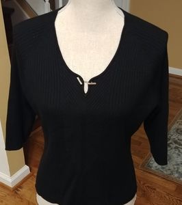 I.E. petite size petite large black top